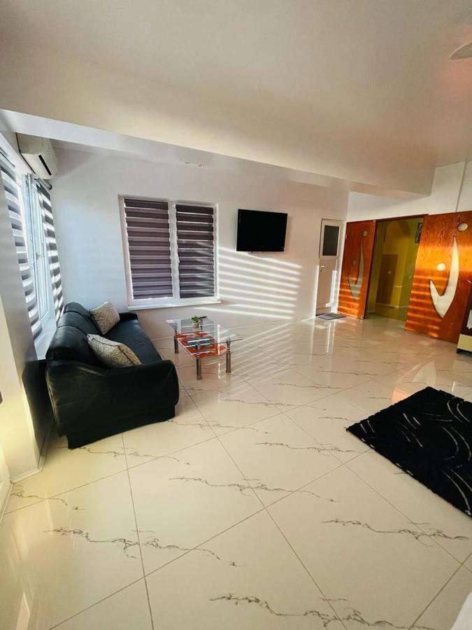 Pensiune Perla Dunarii Giurgiu Extérieur photo