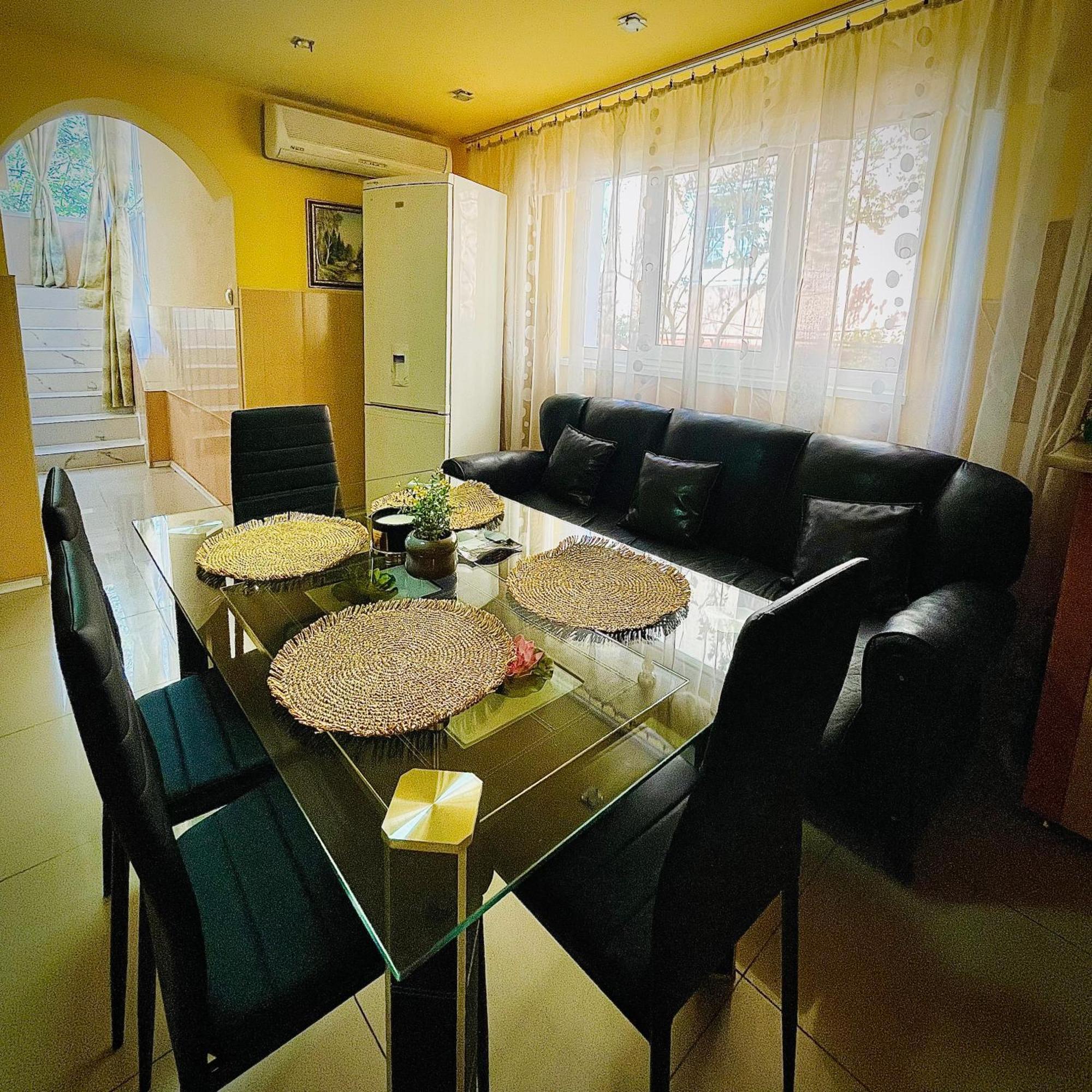 Pensiune Perla Dunarii Giurgiu Extérieur photo